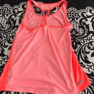 Workout tank top